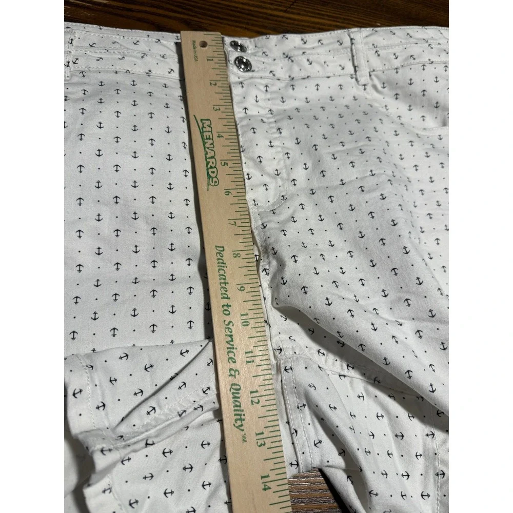 Stitch Star Womens Size 20W White Anchor Print Denim Shorts Casual‎ Nautical